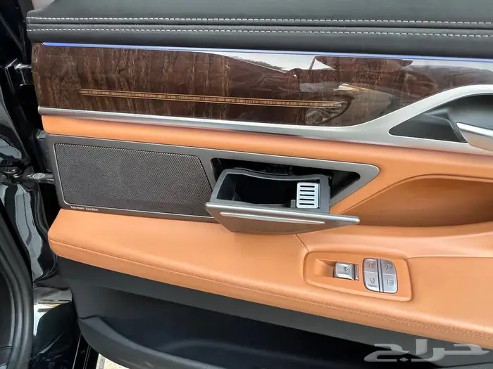 بي ام دبليو 740Li 2016 pure excellence 42