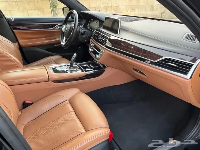بي ام دبليو 740Li 2016 pure excellence 34