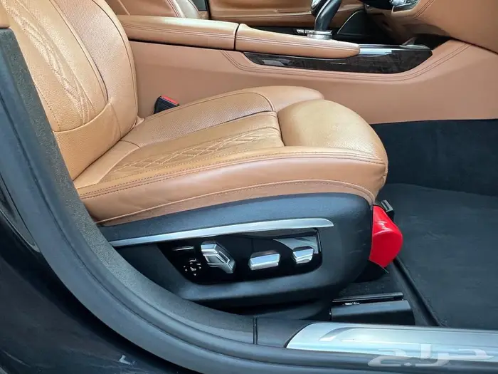 بي ام دبليو 740Li 2016 pure excellence 37
