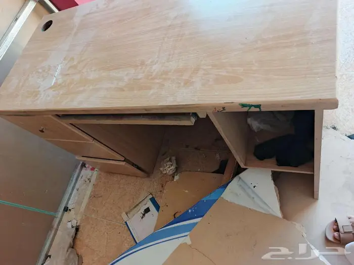 طاولتين ثقيلات حق كمبيوترات وارفف 5