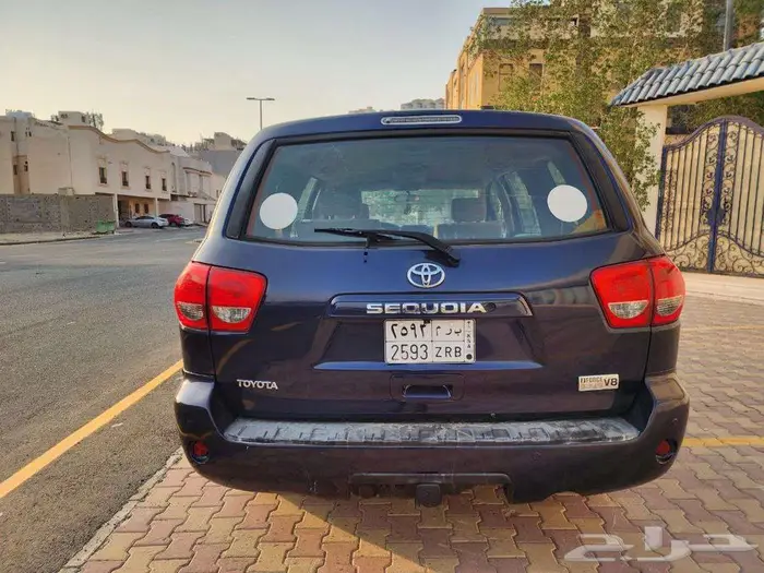 تويوتا سيكويا 2010 3