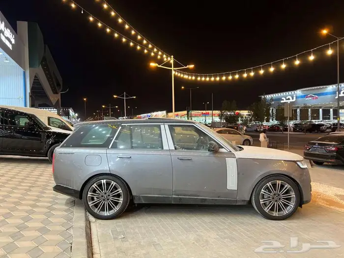 رينج روفر HSE كاش وبالتقسيط لجميع انظمه البنوك 5