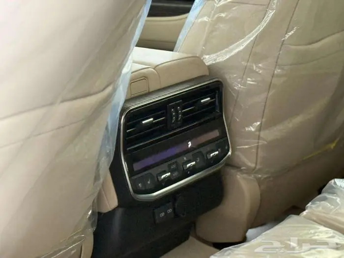 تويوتا لاندكروزر VXR ديزل 2023 - بطاقه جمركيه 14