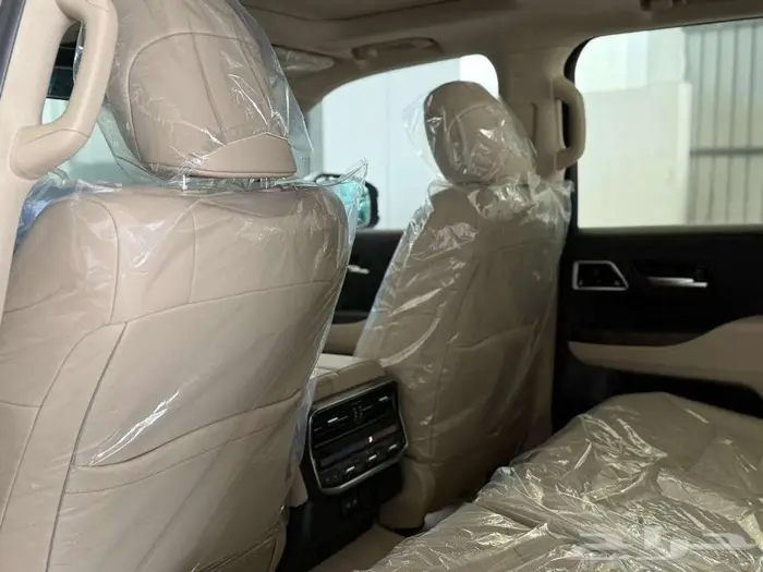 تويوتا لاندكروزر VXR ديزل 2023 - بطاقه جمركيه 13