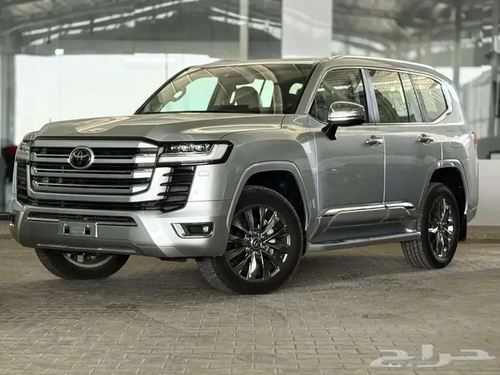 تويوتا لاندكروزر VXR ديزل 2023 - بطاقه جمركيه 7