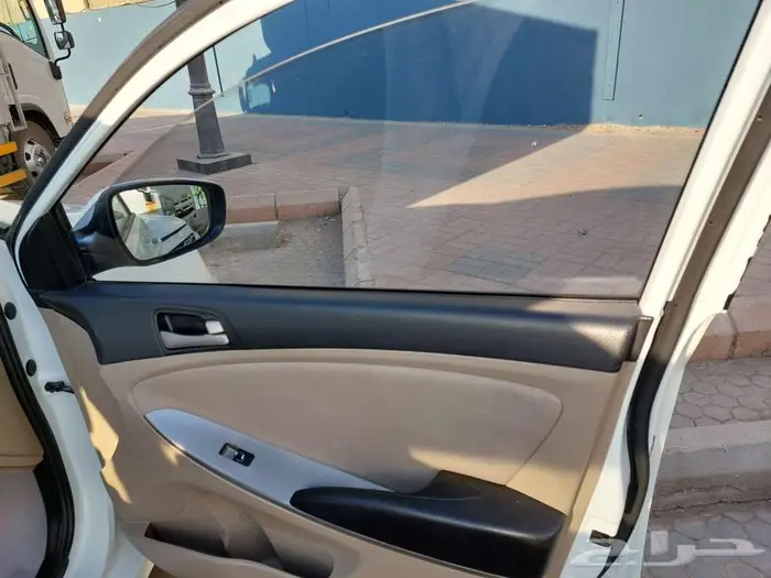 هيونداي أكسنت 2016 12