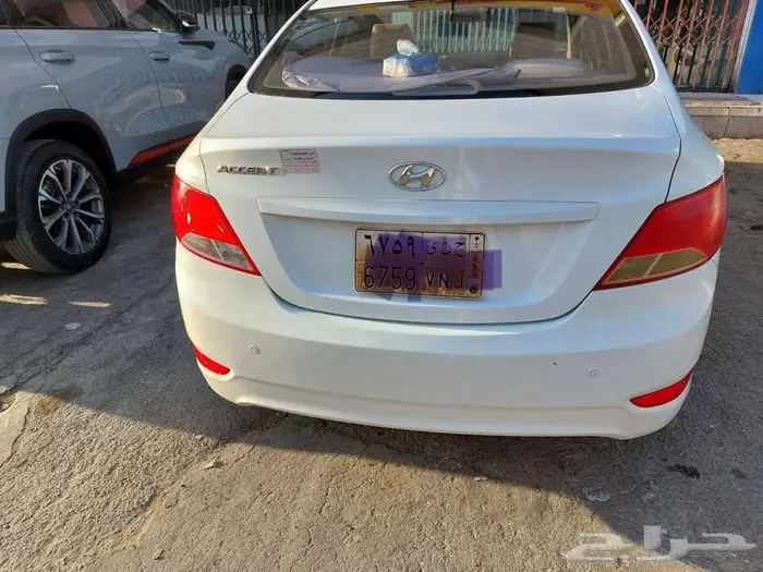 هيونداي أكسنت 2016 13