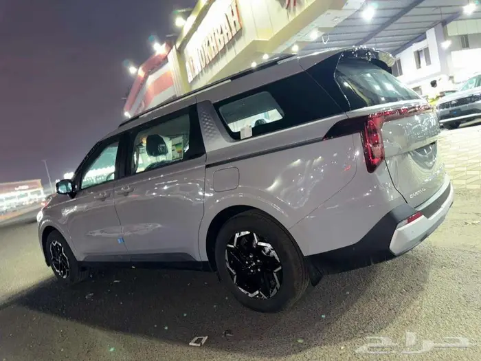 كيا كرنفال ستاندر موديل 2026 أصفار كاش وبنوك 14