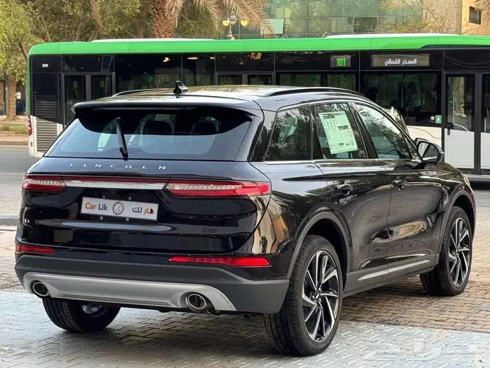لنكولن كورسير 2025 4