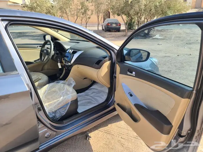 هيونداي اكسنت 2015 فل كامل ممشي 138 الف 15