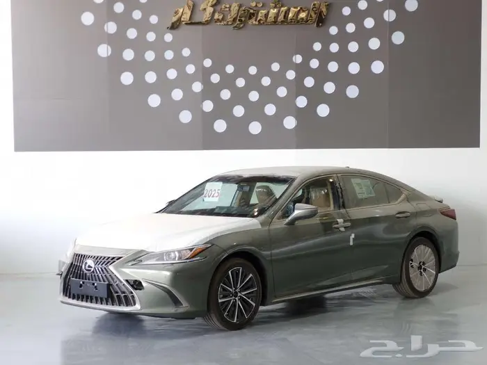 لكزس ES350 ستاندر زيتي 2025 بريمي اقل سعر بالسوق 0