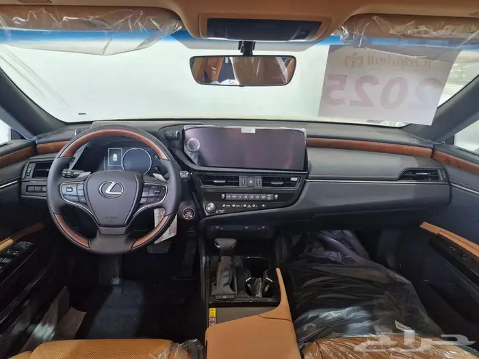 لكزس ES350 ستاندر زيتي 2025 بريمي اقل سعر بالسوق 2