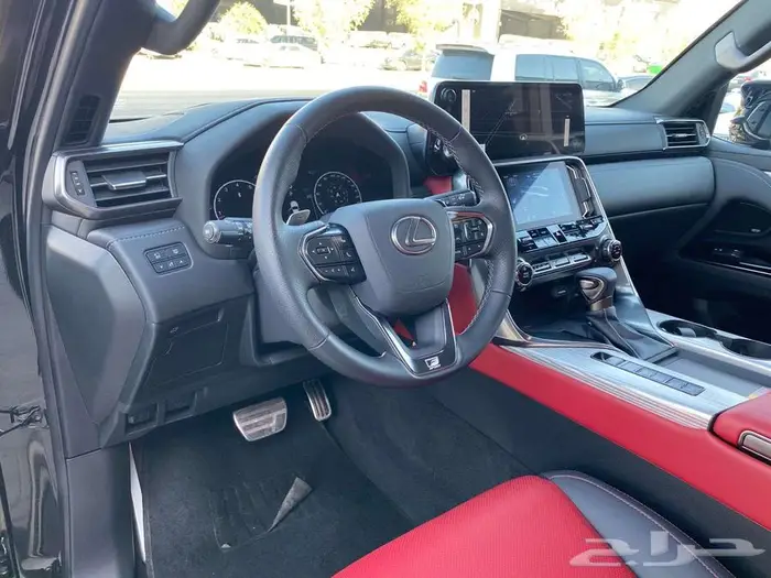 لكزس اف اسبوت الساير موديل 2025 عداد 10 الاف كم فقط 8