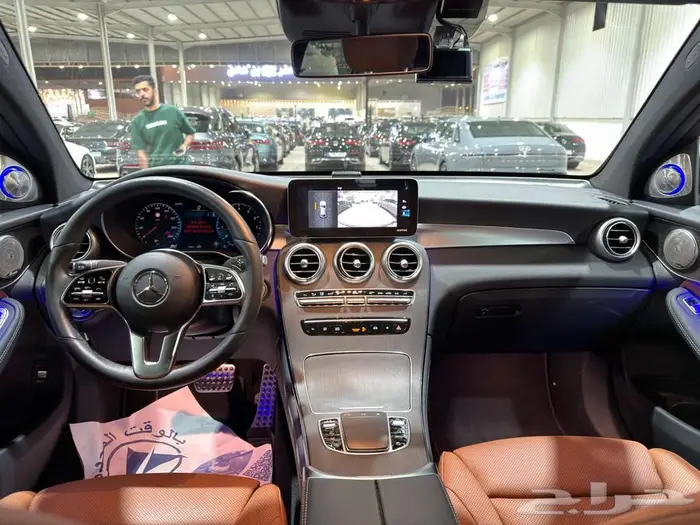 مرسيدس GLC300 2020 26