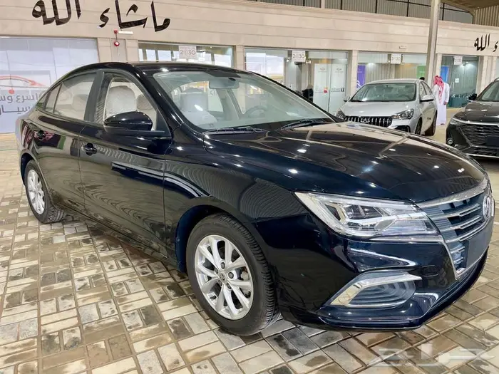 ام جي 5 استاندر 2025 1