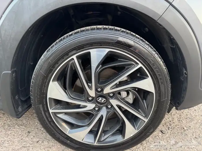 توسان 2019 نص فل 2.0بحاله ممتازه 7