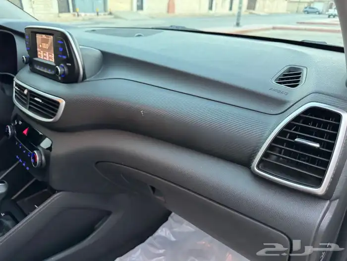 توسان 2019 نص فل 2.0بحاله ممتازه 17