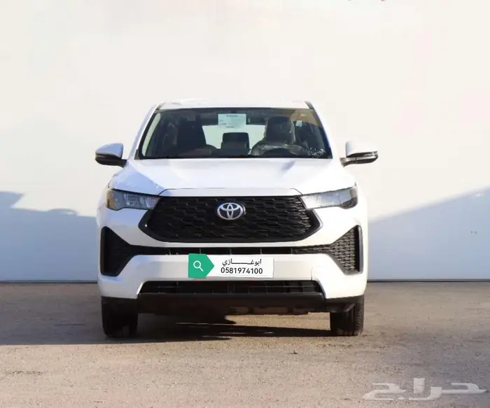 تويوتا انوفا بنزينGLموديل 2024 26