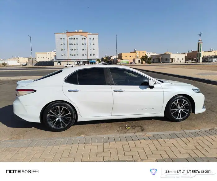 تويوتا كامري فل كامل بنزين 2018 6