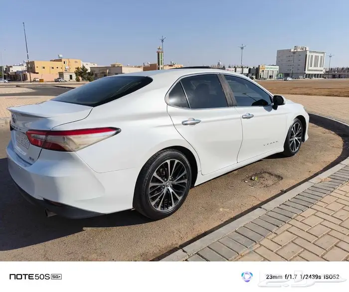 تويوتا كامري فل كامل بنزين 2018 9