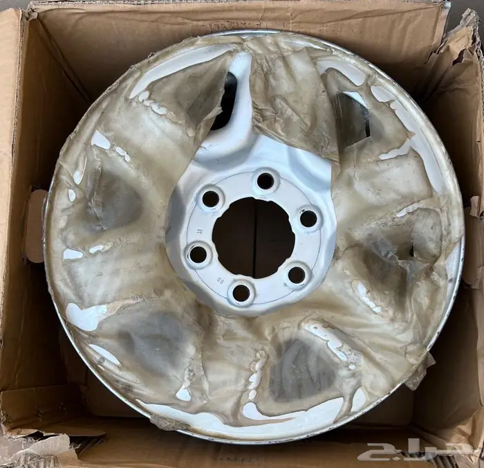 جنوط حديد لاند كروزر يركب من 22 الى 24 0