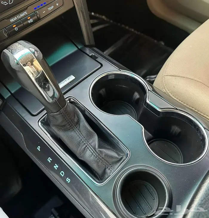 للبيع فورد اكسبلور ستاندر بدون دبل 16