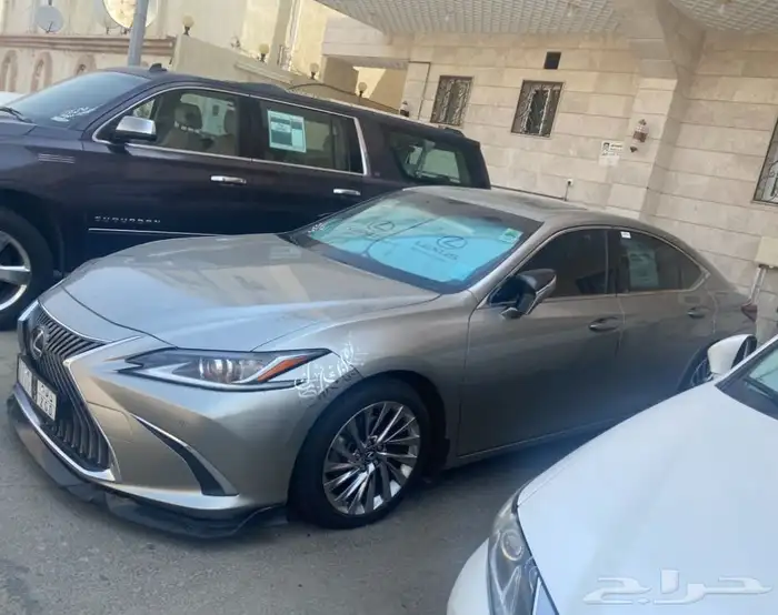 3 سيارات استخدام شخصي للبيع 1