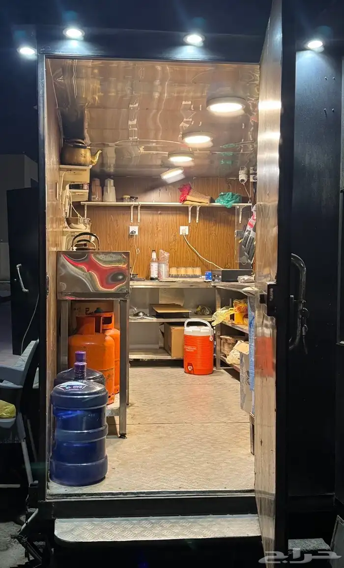 فود ترك للبيع بحالة ممتازه 2