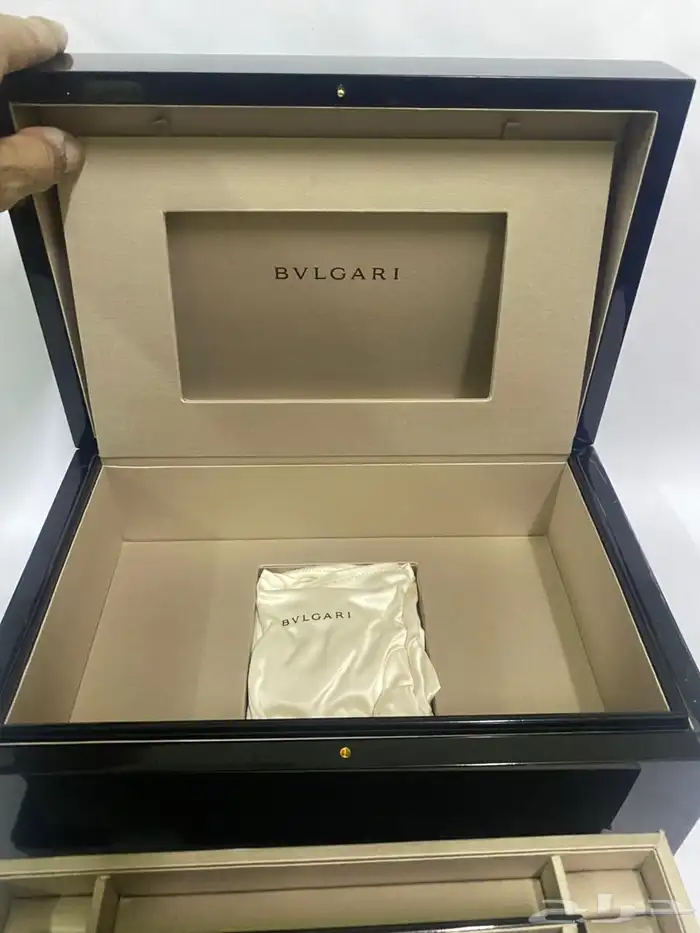 صندوق مجوهرات و اكسسورات ماركة bvlgari اصلي 7