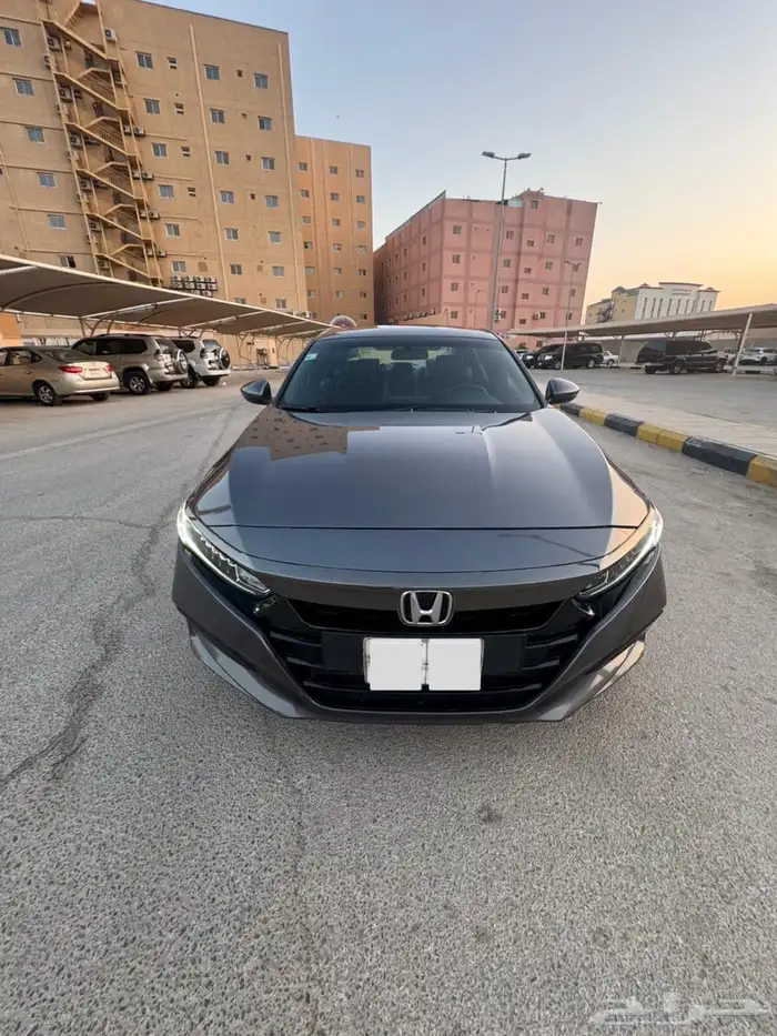 للبيع اكورد 2018 سبورت نظيف جدا 27