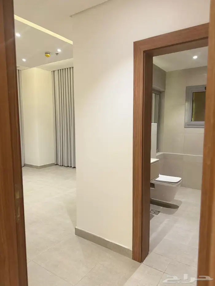 شقة للإيجار في برج جود جلامور 6