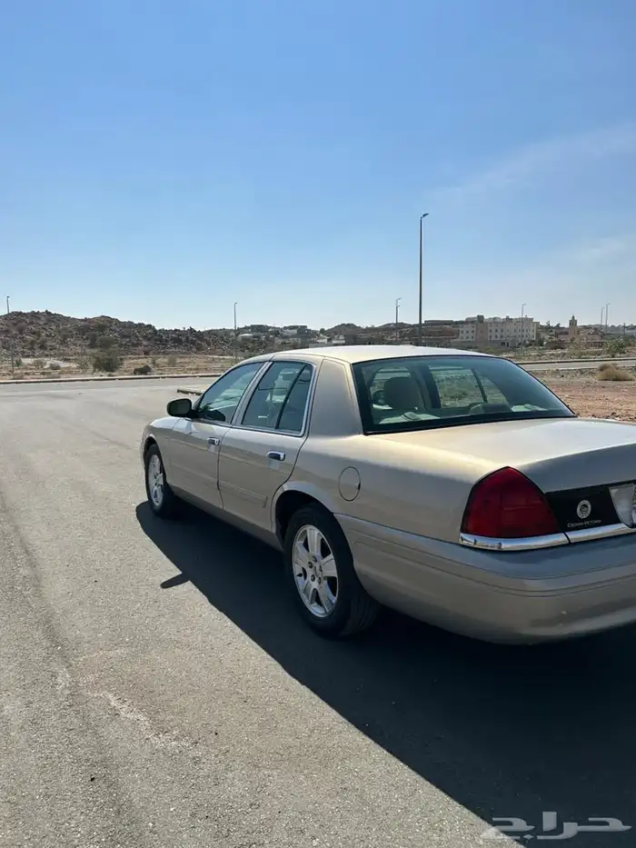 فورد فكتوريا 2009 2