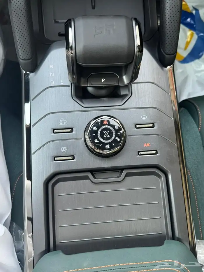 جيتور لاكجري اسود داخلي زيتي اصفار جديد أصفار 2026 20