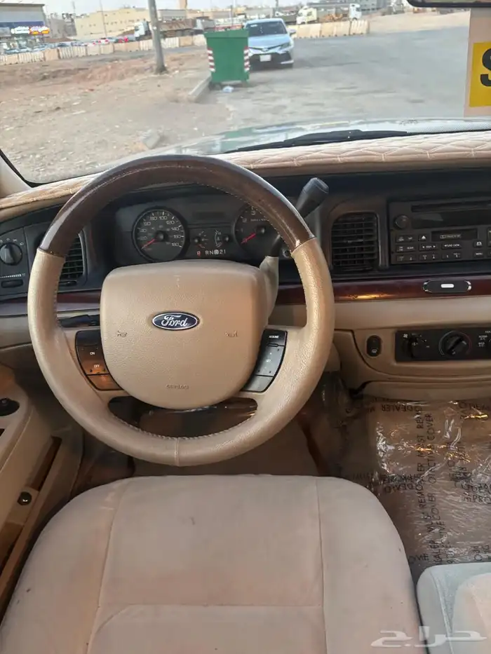 كراون فكتوريا 2011 للبيع سعودي 28