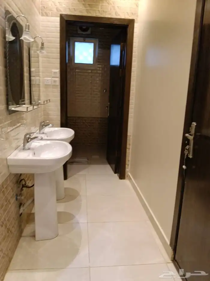 شقة جديدة للايجار بالوسام 3 1