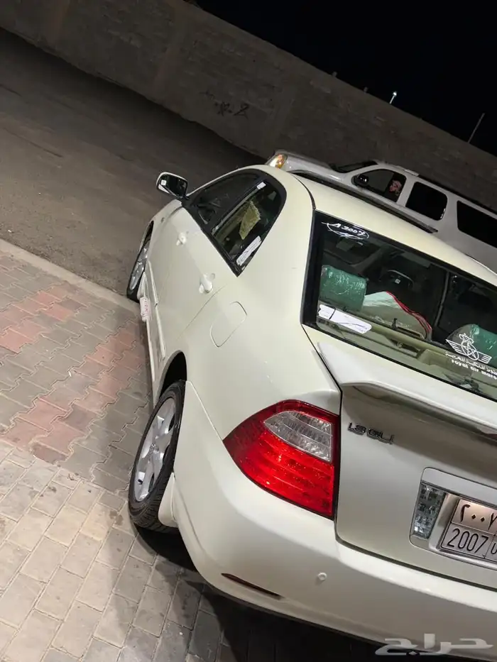 كورولا للبيع 2007 10