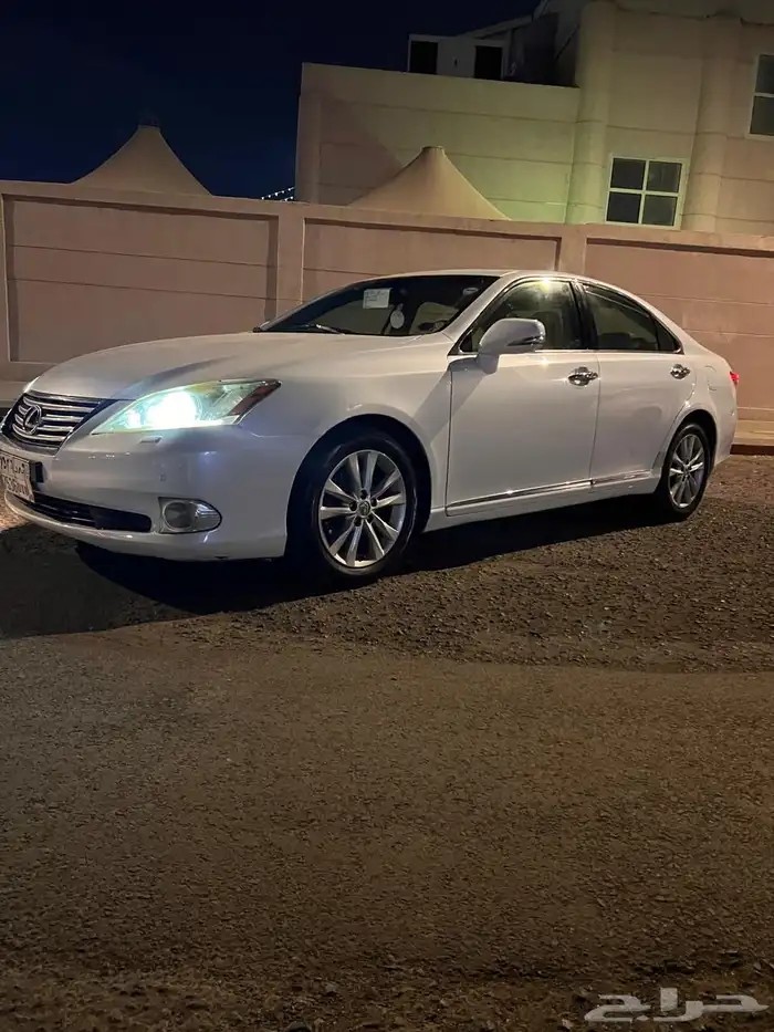 لكزسES نظيفه 350 14