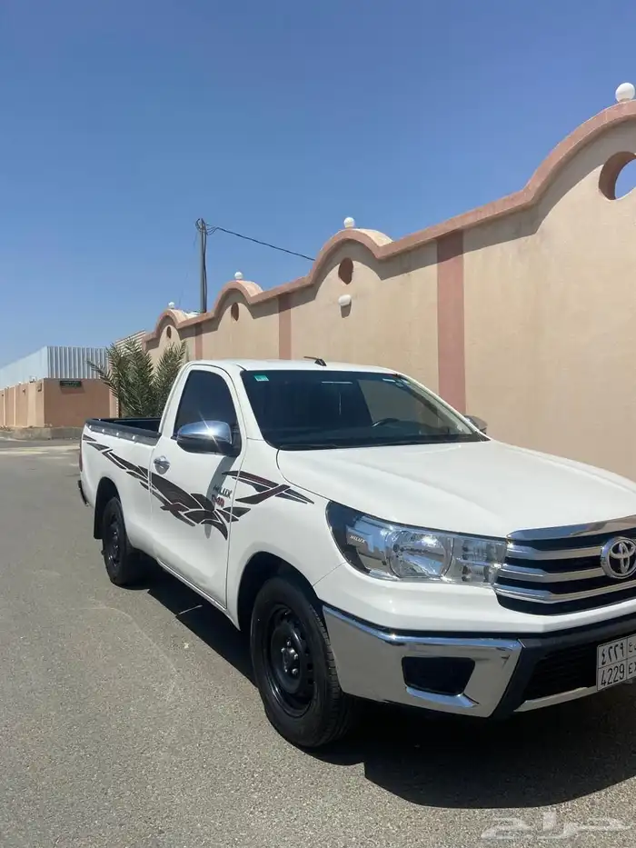 هايلوكس ديزل مكينه 2400 موديل2022 2