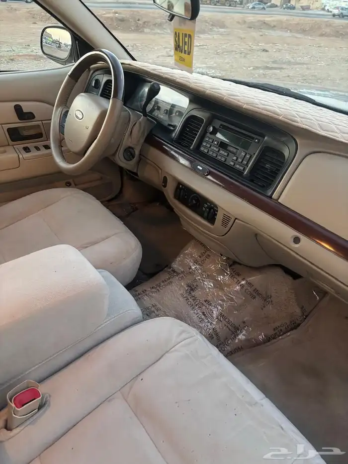 كراون فكتوريا 2011 للبيع سعودي 33