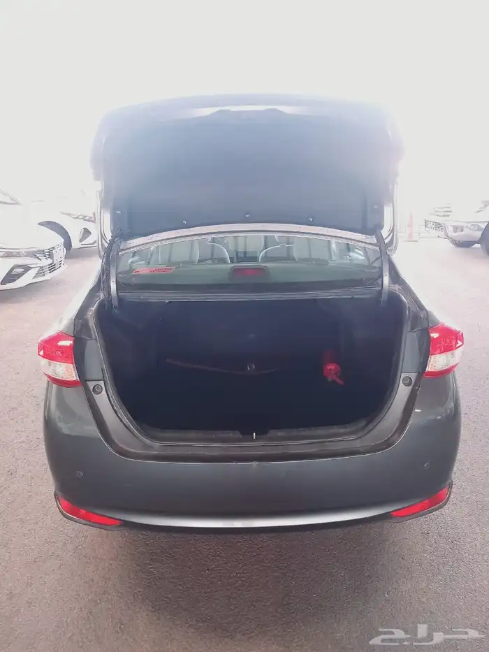 تويوتا يارس Y بلس 2021 10