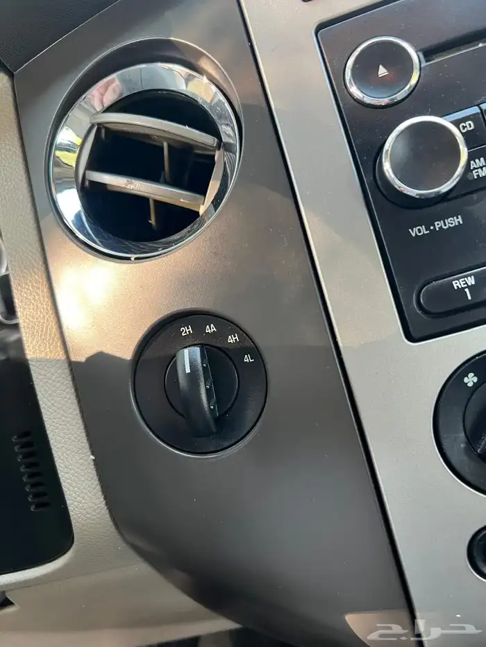 فورد - إكسبديشن 10