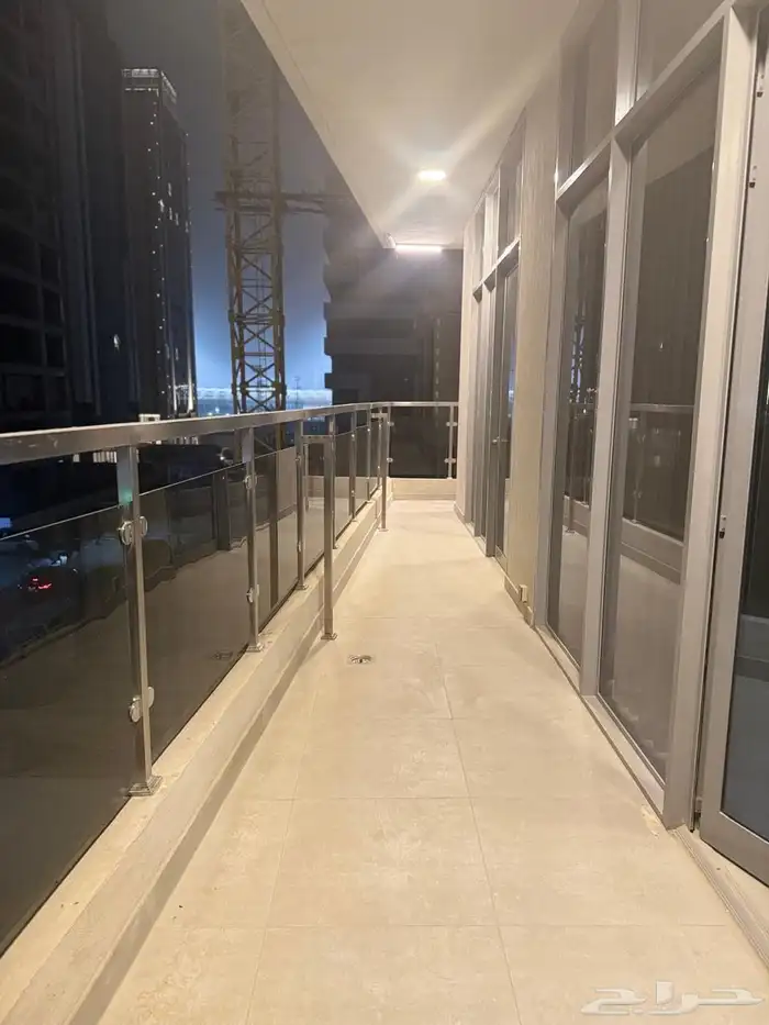 شقة للإيجار في برج جود جلامور 7