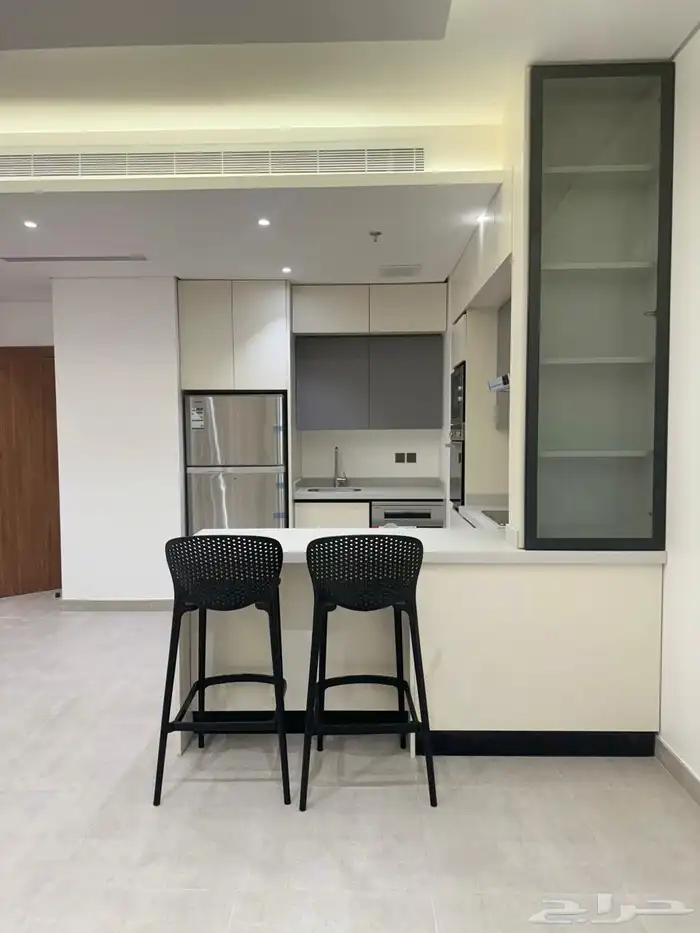 شقة للإيجار في برج جود جلامور 1