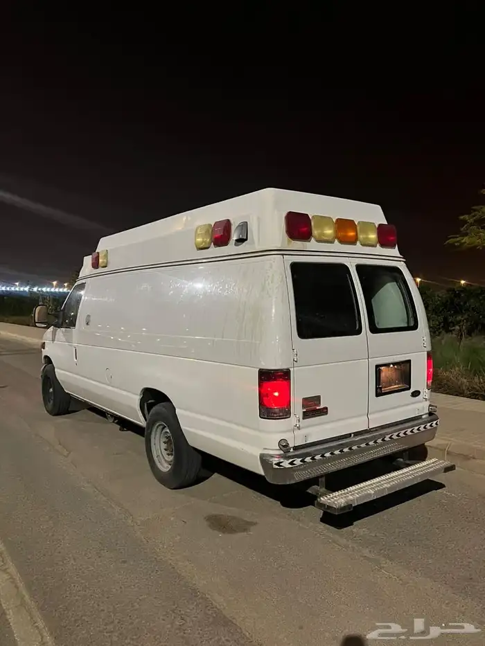 فورد اسعاف 2005 F350 2