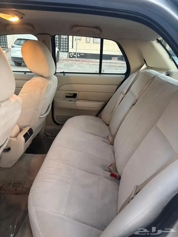 كراون فكتوريا 2011 للبيع سعودي 26