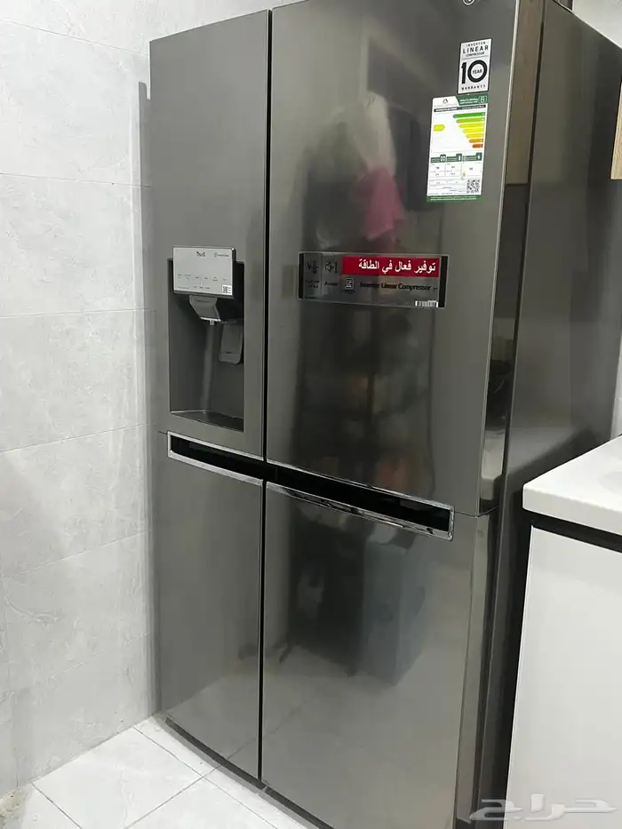 ثلاجة LG للبيع 0