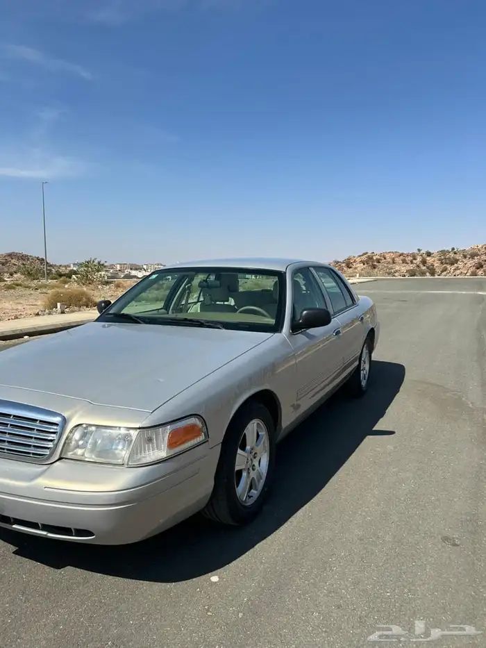 فورد فكتوريا 2009 3