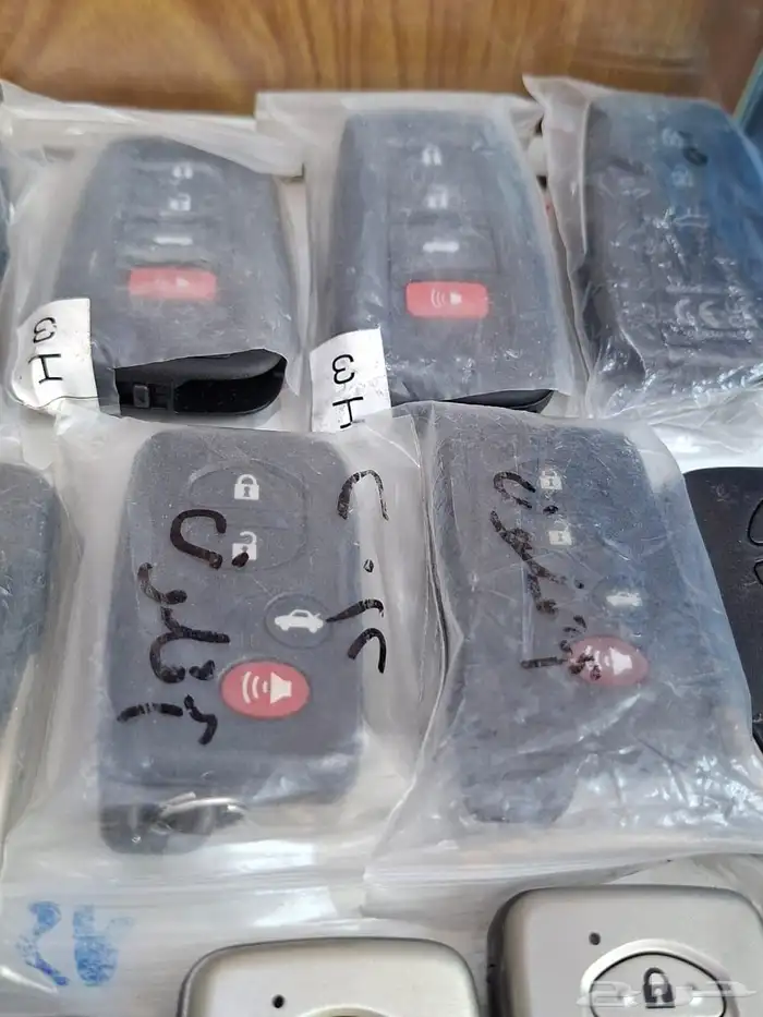 محل مفاتيح جده الصفا الأربعين برمجة مفتاح ريموت بصمه 16