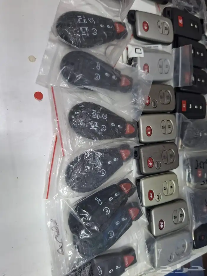 محل مفاتيح جده الصفا الأربعين برمجة مفتاح ريموت بصمه 14