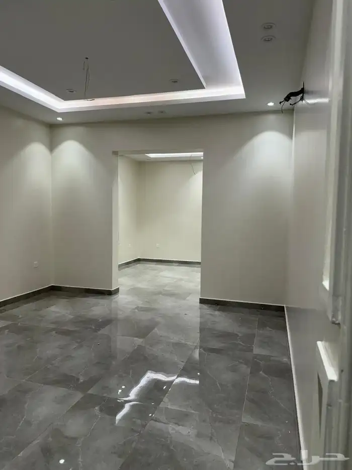 شقة للإيجار بحي الصواري 8